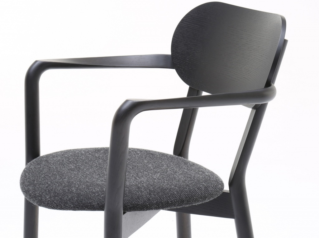 Castor Chair　展示品　カリモクニュースタンダード