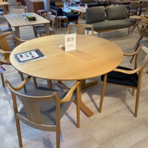 日進木工　ダイニングテーブル　コーラス　展示セール品アウトレット