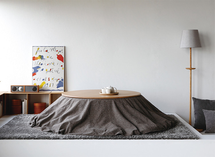 SCOP　スコップ　ラウンドテーブル　おしゃれなこたつ 展示品　日進木工