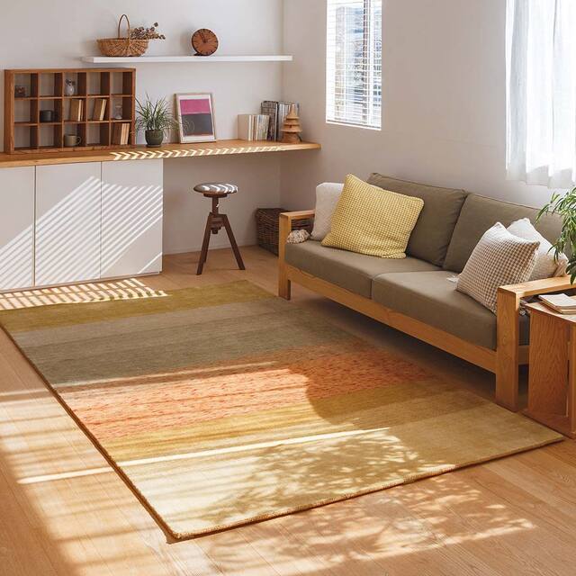 ER6175 ハグみじゅうたん　展示ございます