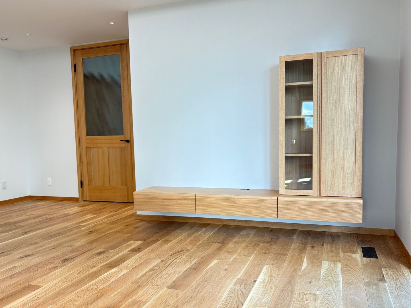 柏木工のＴＶボード　SLIM