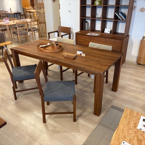 広松木工　アウトレットセール品　FREX ウォールナット　ダイニングテーブル182 