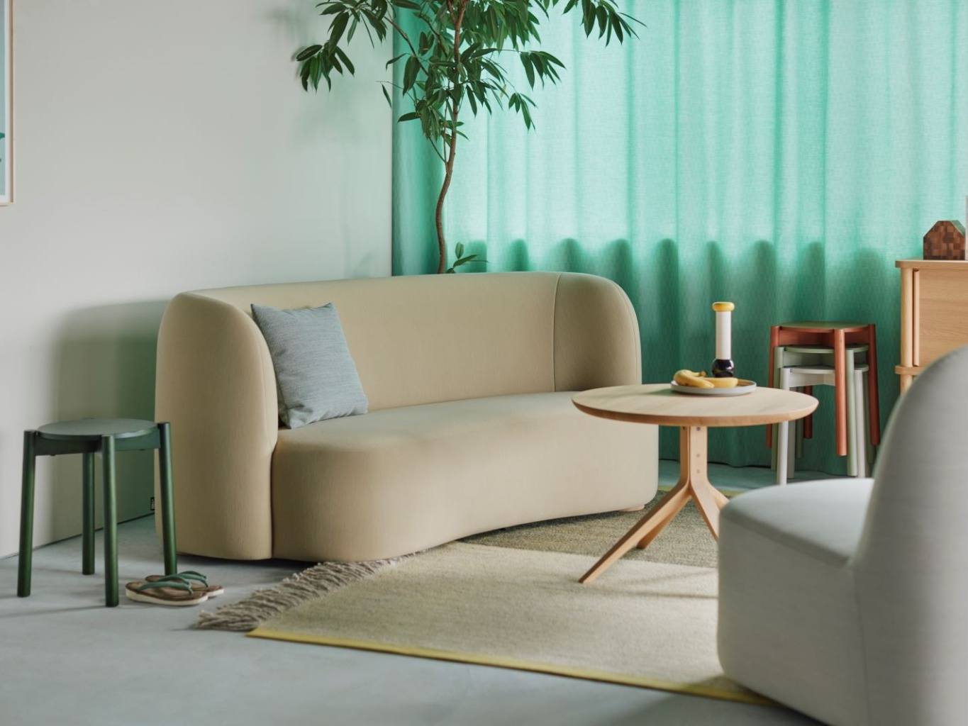 Polar Sofa ポーラーソファ3S　Karimoku New Standard　展示ございます