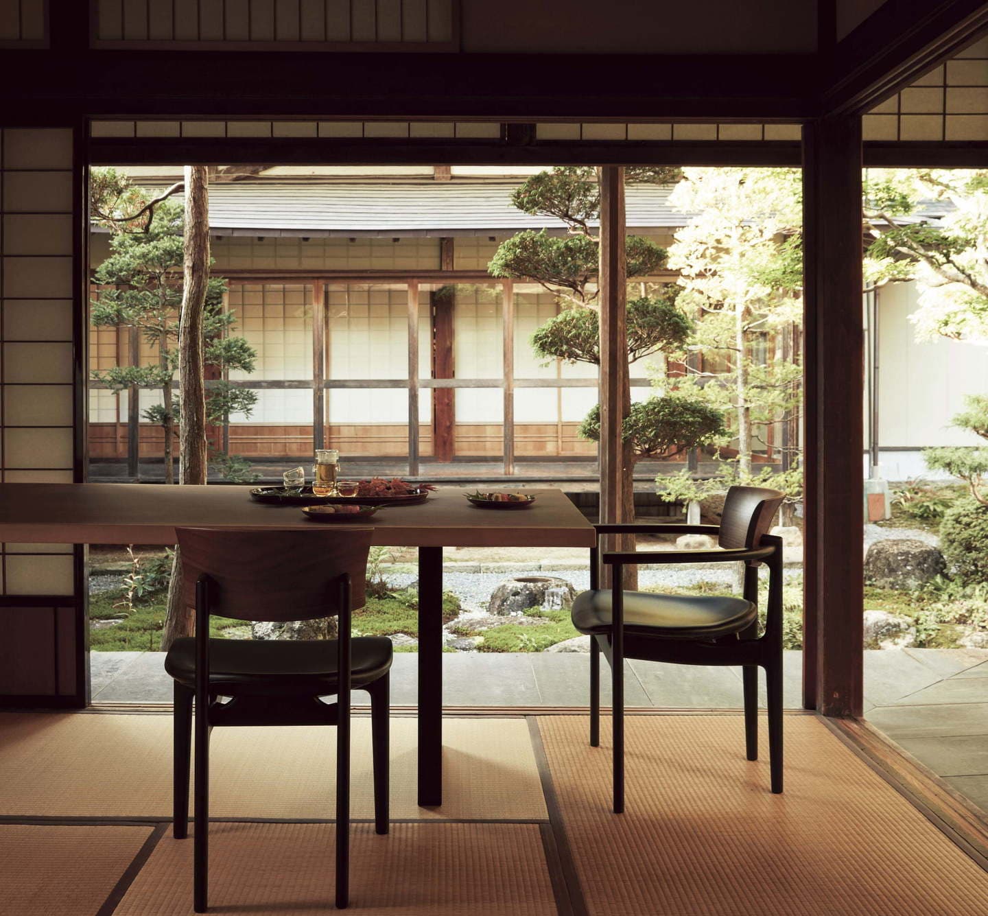 CHICシックアームチェア　柏木工　埼玉　正規販売店